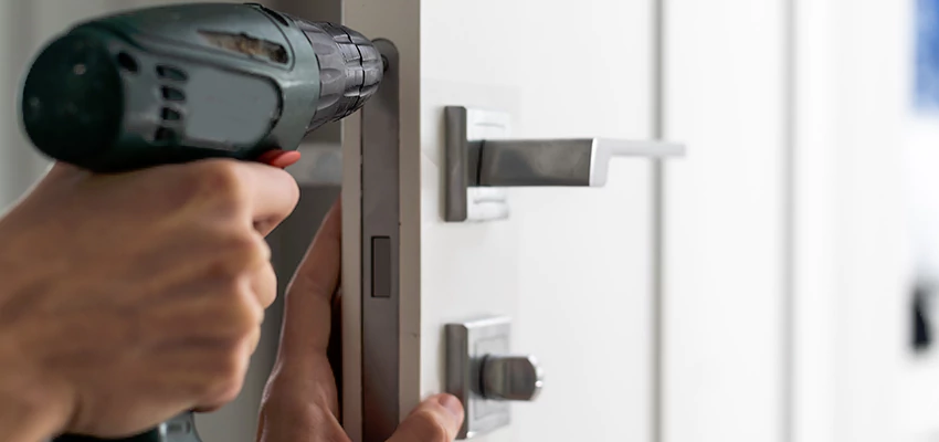 Locksmith For Lock Replacement Near Me in Vacaville, CA