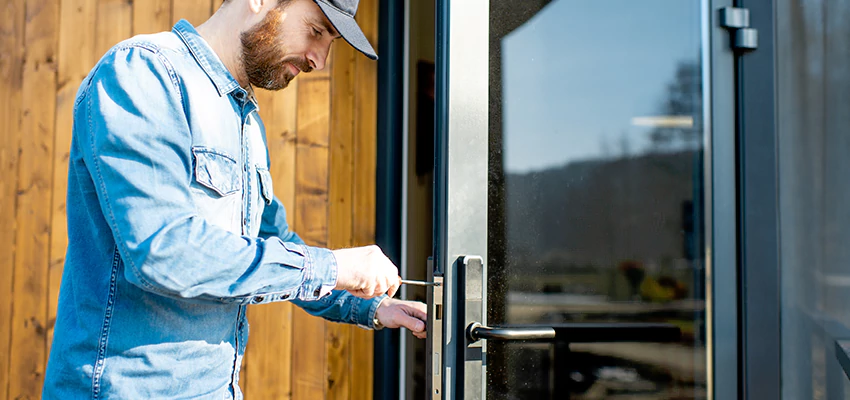 Frameless Glass Storefront Door Locks Replacement in Vacaville, CA